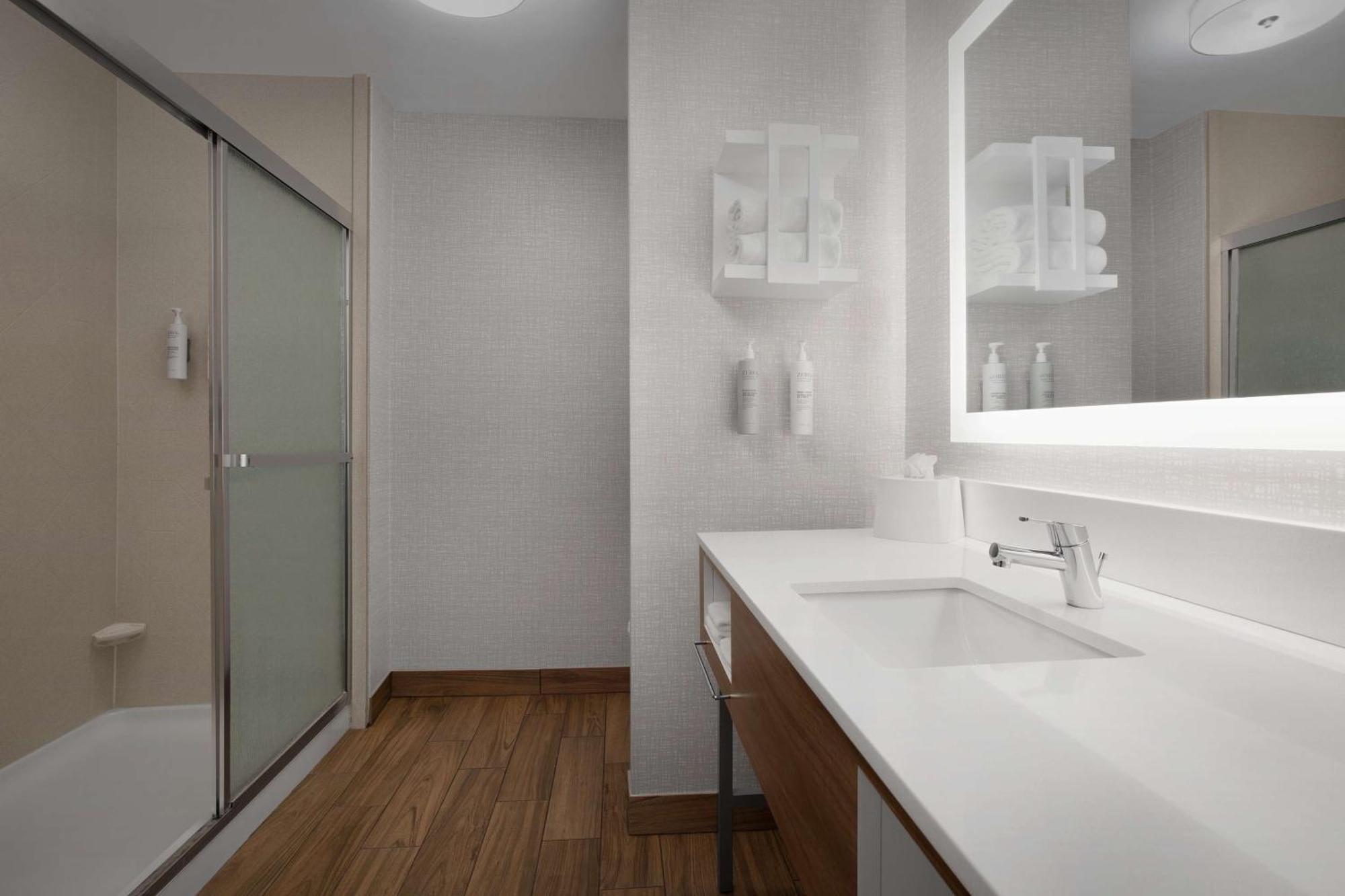 Hampton Inn Yorkville Exterior foto